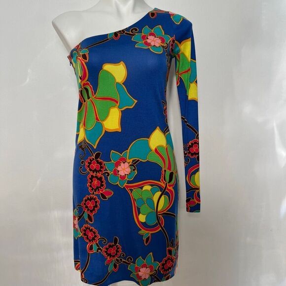 Lilly Pulitzer Whitaker Asymmetrical One Shoulder dress - Picture 11 of 11